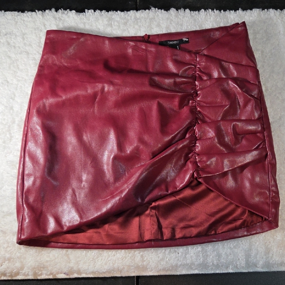 Forever 21 Wine Faux Leather Ruched Mini Skirt